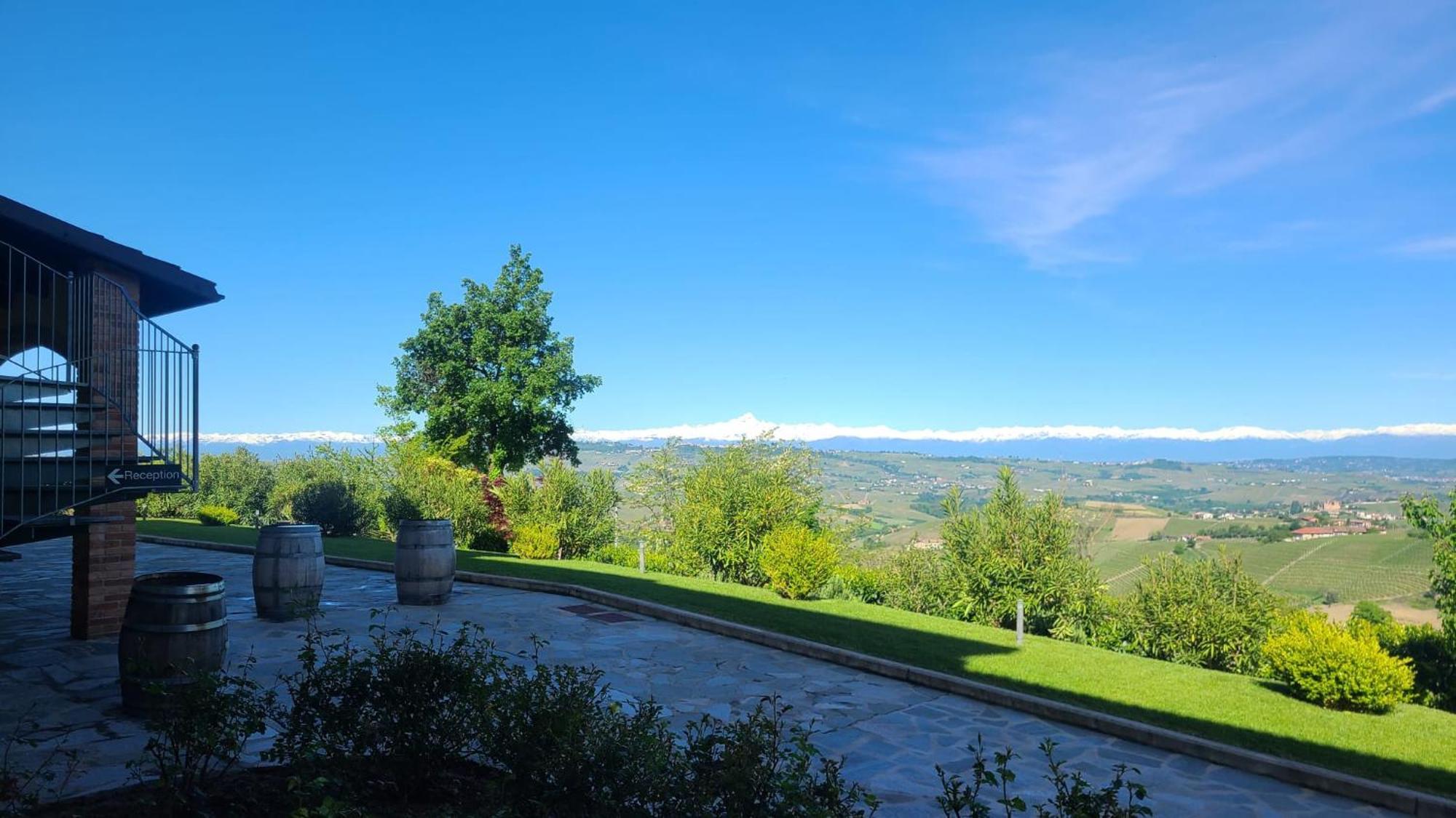 Vila Casa Castella - Adults Only - Langhe Diano dʼAlba Exteriér fotografie