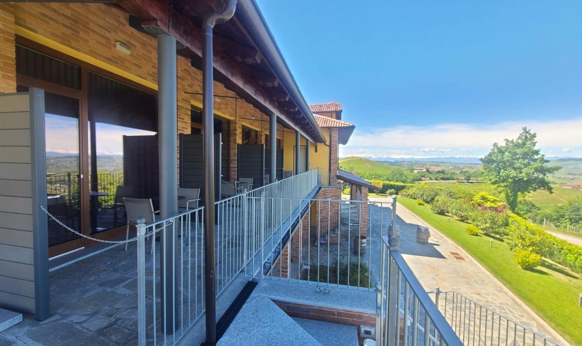 Vila Casa Castella - Adults Only - Langhe Diano dʼAlba Exteriér fotografie